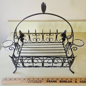 Southern living at home Acanthus Centerpiece/Basket Wrought Iron Votive Holder.